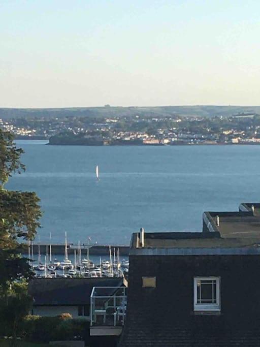 Number 7 Torquay Stunning Sea Views Apartment Bagian luar foto